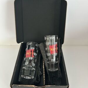 Matt Rife comedian Stay Golden 2026 tour VIP set of 2 shot glasses with bag